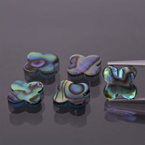 Trébol de concha Paua 12x12 MM