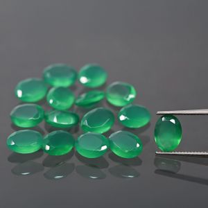 Piedra ovalada, cono - ágata verde 6x4 MM